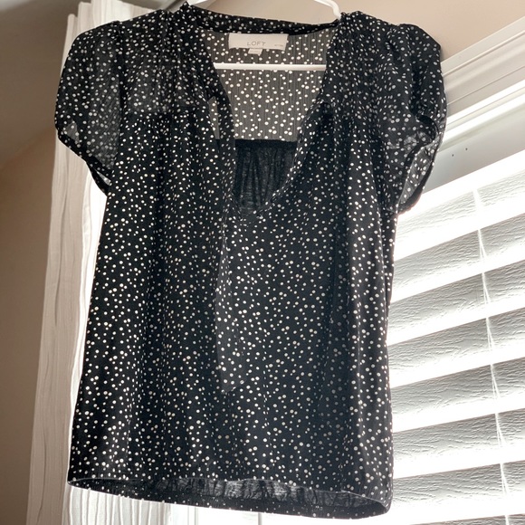 LOFT Tops - Loft short sleeve blouse